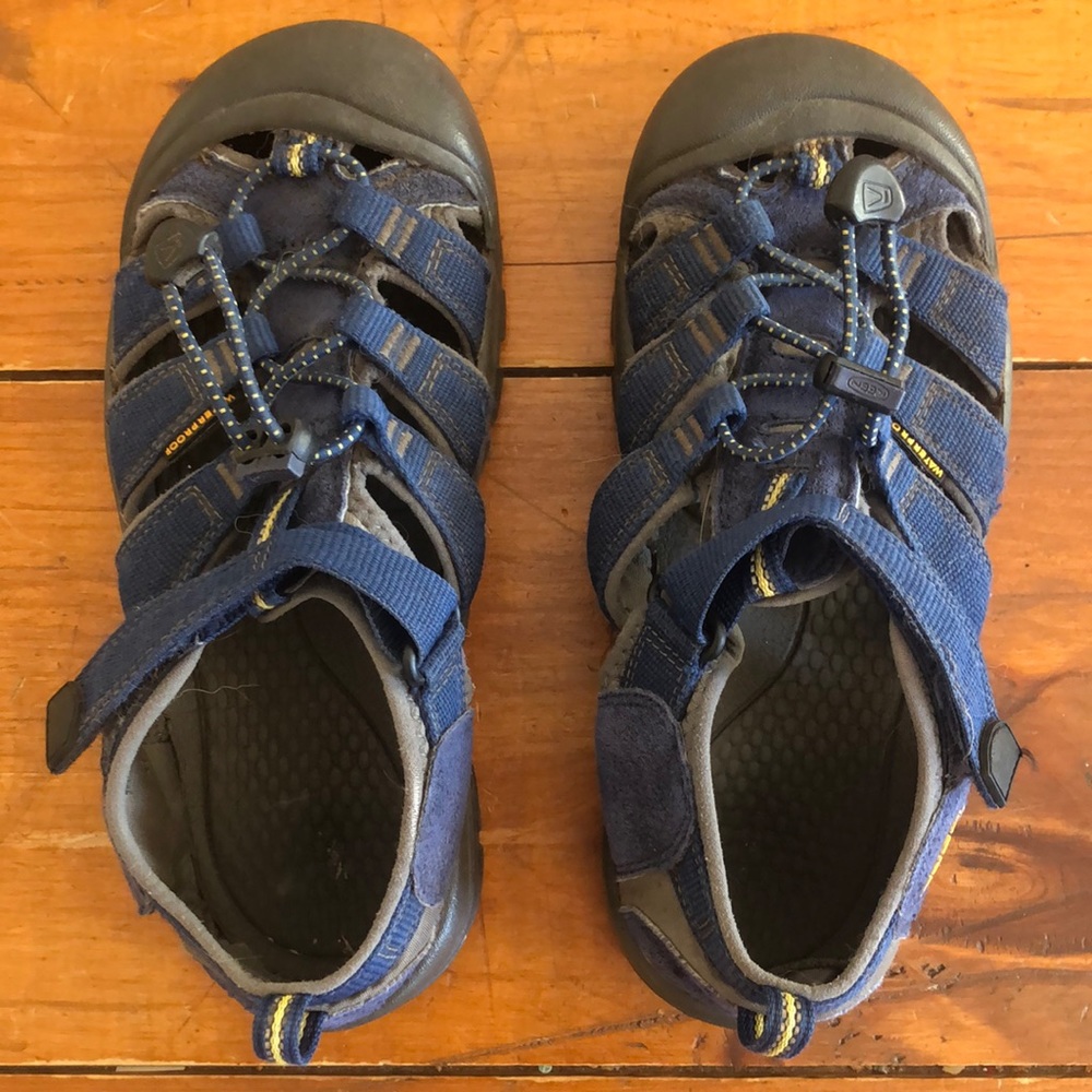 Blue Keen Waterproof Sport Sandals Size 4